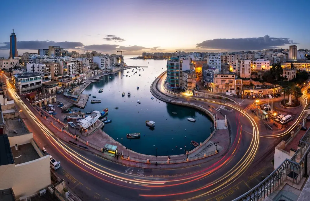 Sliema Tigne Suites-1
